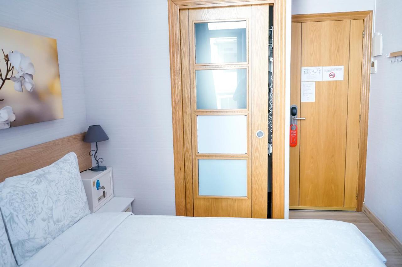 Pension Easo San Sebastián Exteriör bild