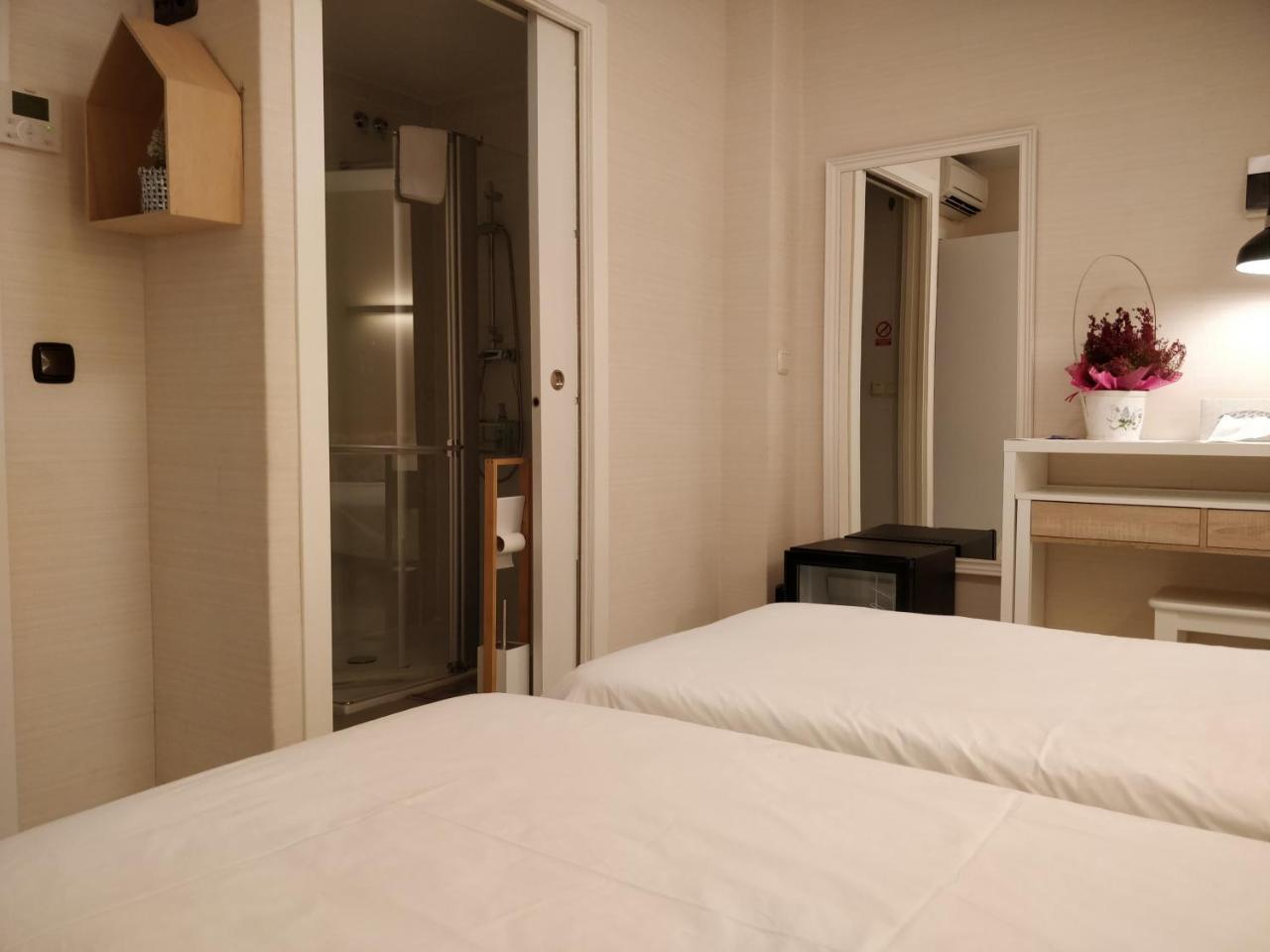 Pension Easo San Sebastián Exteriör bild